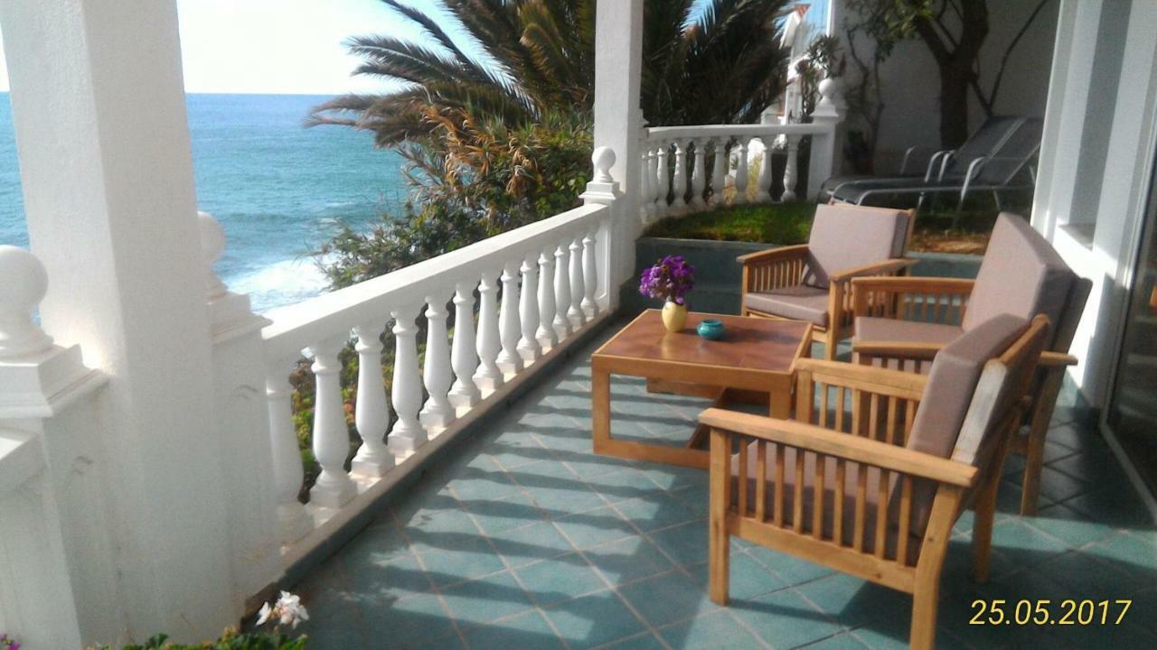 La Pardela Oceanfront Apartment Los Realejos Bagian luar foto